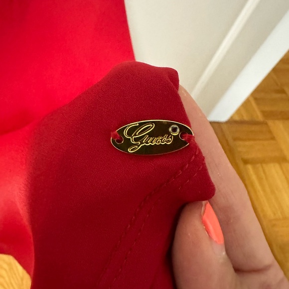 Guess tank top - Picture 3 of 3